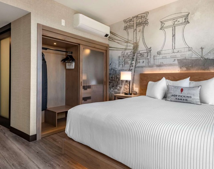 Guest room with king bed(s)