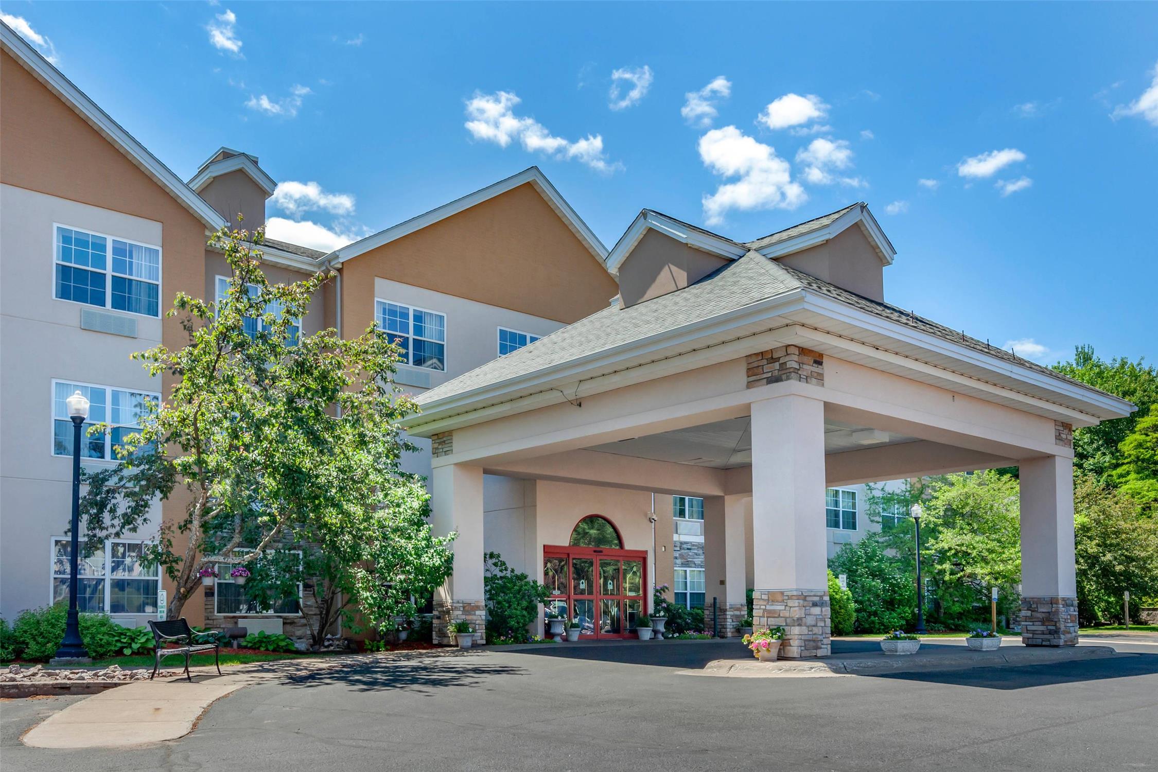 Comfort Suites Marquette