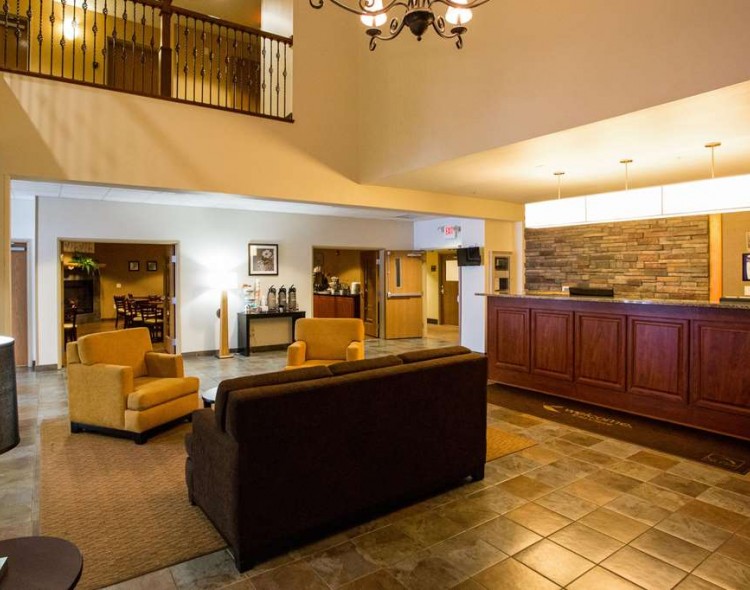 Lobby with sitting areas