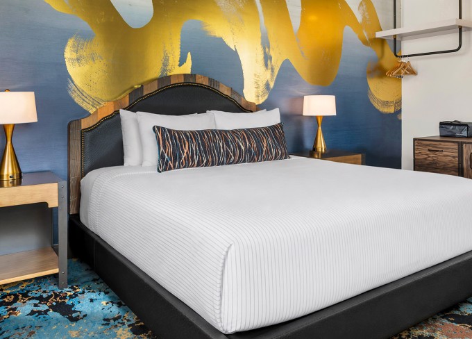cambrianashville accommodations king room 02